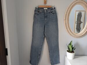 ABERCROMBIE & FITCH The 90s Straight Ultra High Rise Curve Love Jeans 29L 8 NWOT